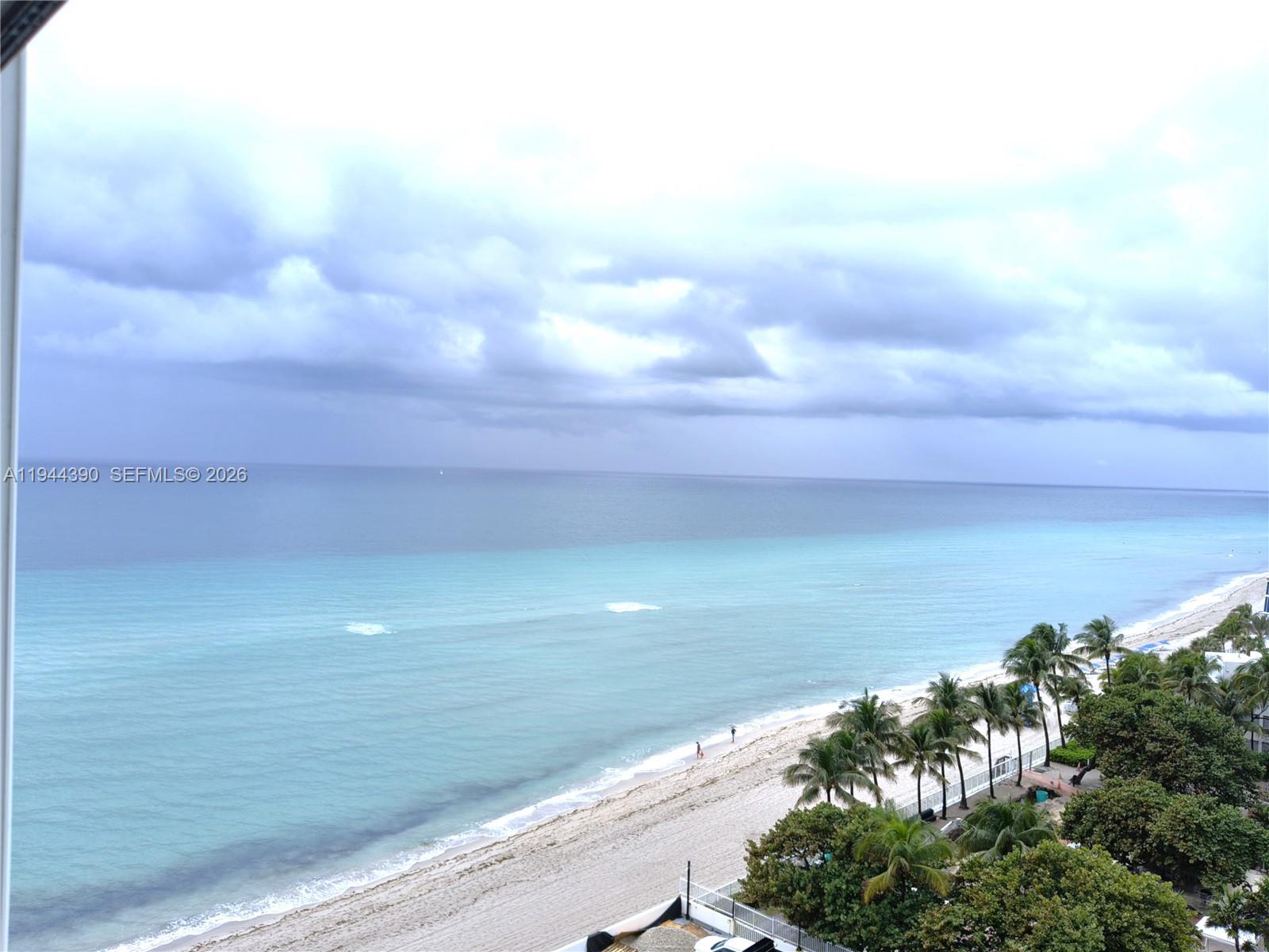 Photo of 2751 Ocean Dr  #1106S, Hollywood, Florida, 33019 - 