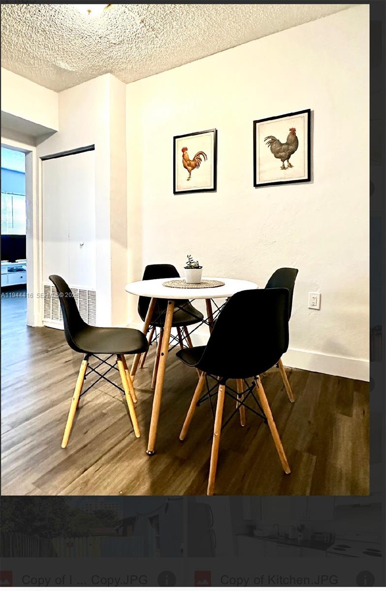   /  3042 кв.футов $ 2026-01-13 0 Фото