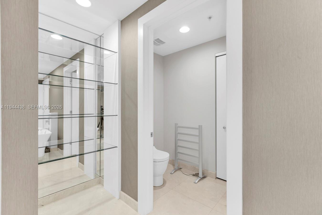 Photo of 17301 Biscayne Blvd  #1106, North Miami Beach, Florida, 33160 - 