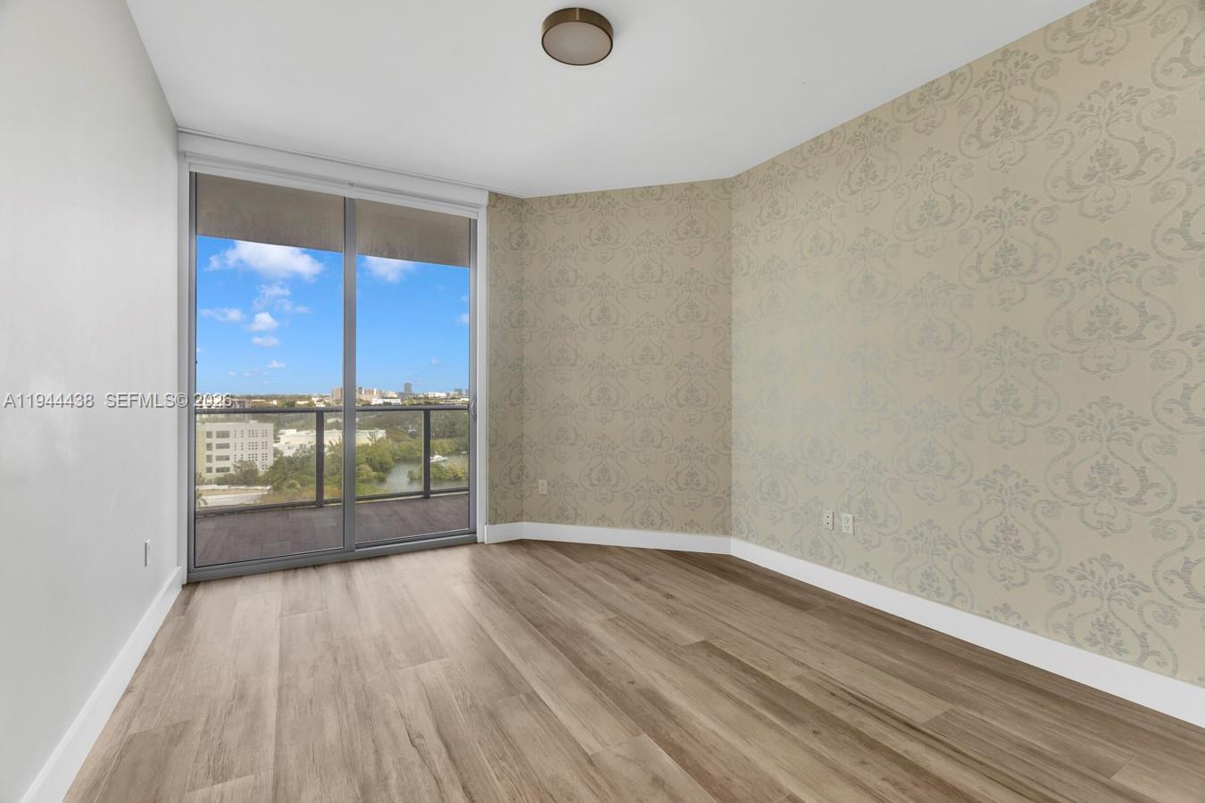 Photo of 17301 Biscayne Blvd  #1106, North Miami Beach, Florida, 33160 - 