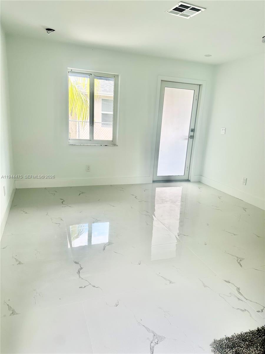 Ver detalles / 1567 sq. ft. $ 2026-01-13 0 foto