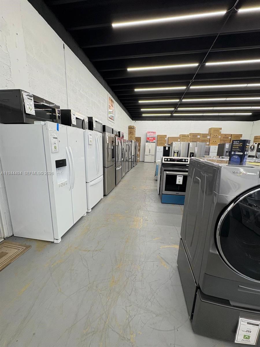   /   sq. ft. $ 2026-01-13 0 foto