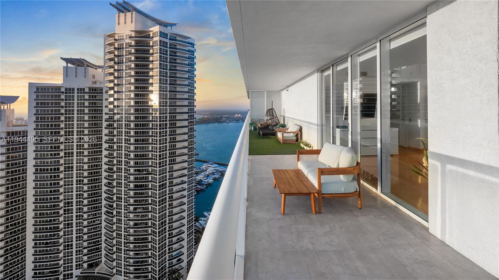 Photo of 450 Alton Rd  #2810, Miami Beach, Florida, 33139 - 