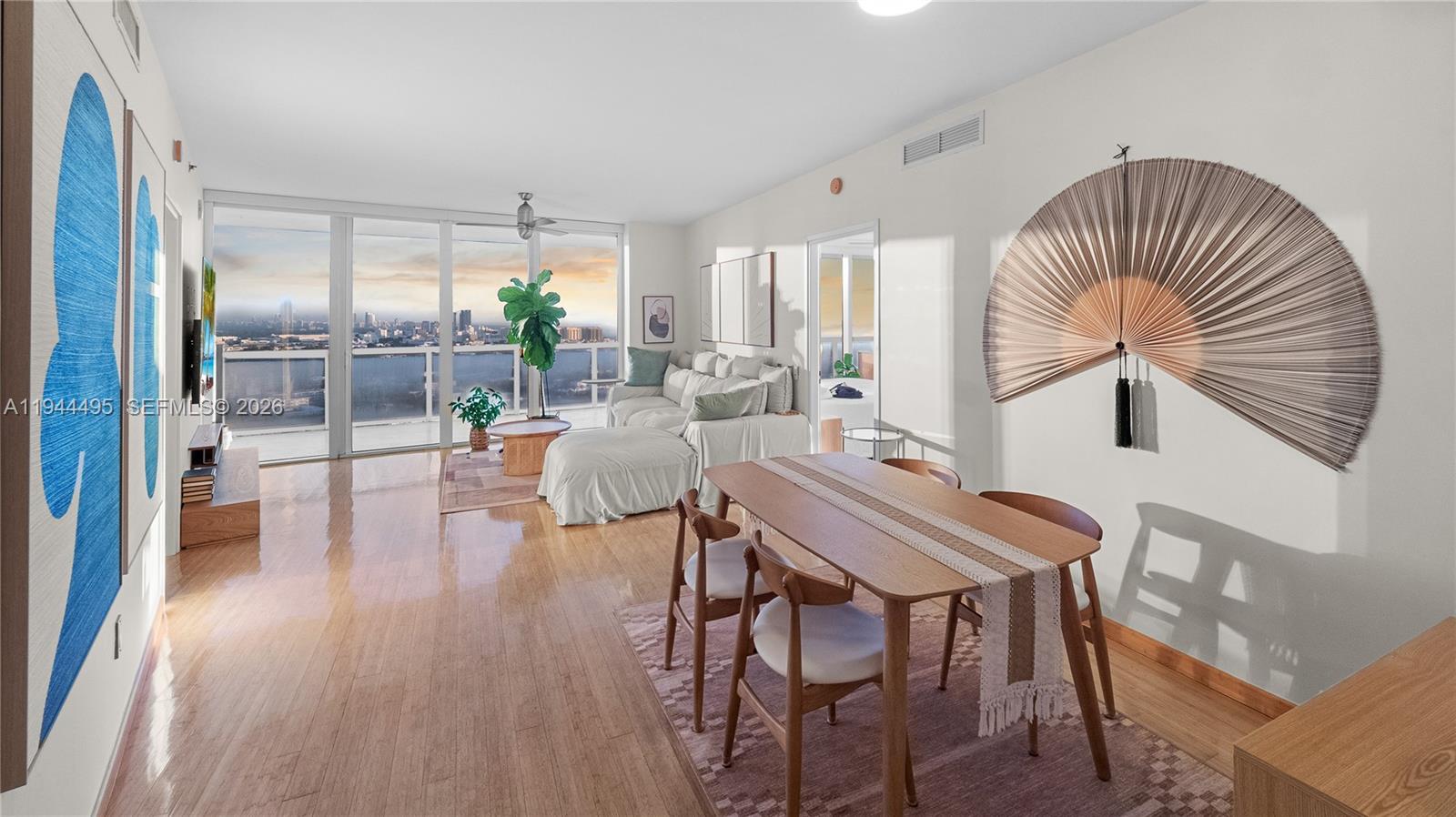 Photo of 450 Alton Rd  #2810, Miami Beach, Florida, 33139 - 