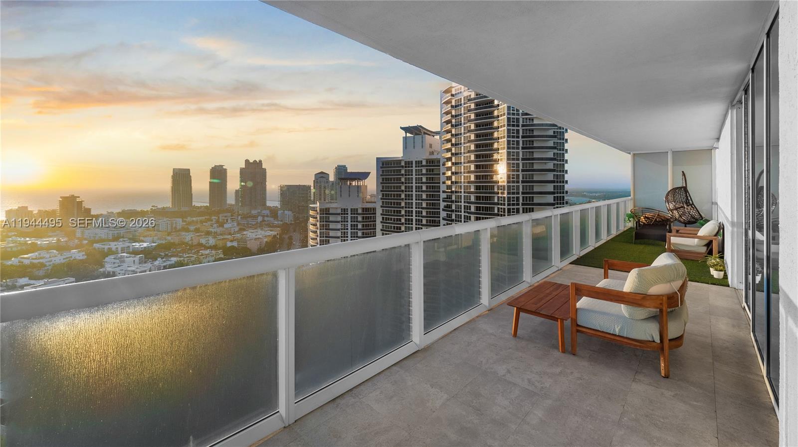 Photo of 450 Alton Rd  #2810, Miami Beach, Florida, 33139 - 