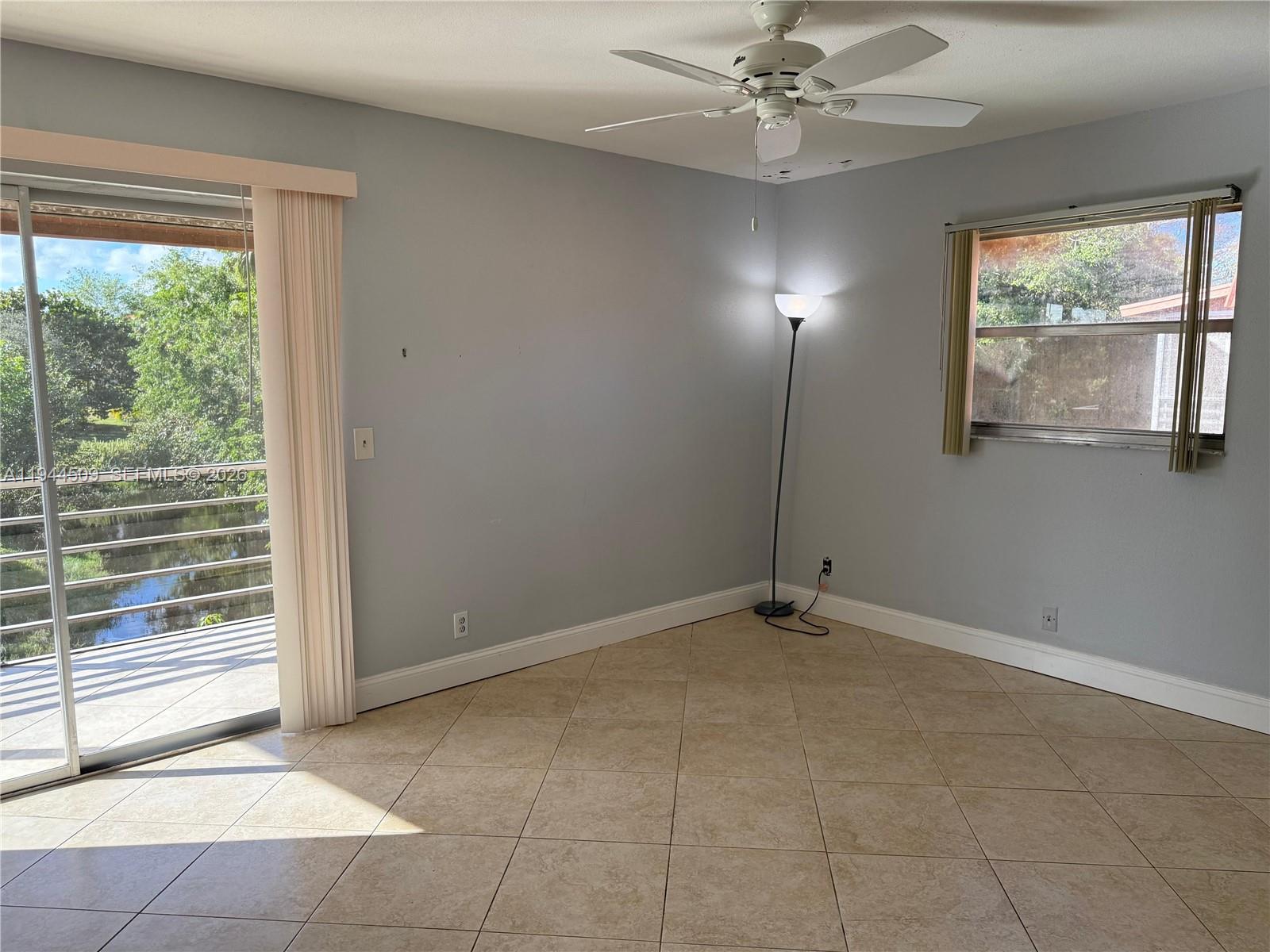 566 1 / 2 720 sq. ft. $ 2026-01-13 0 Photo
