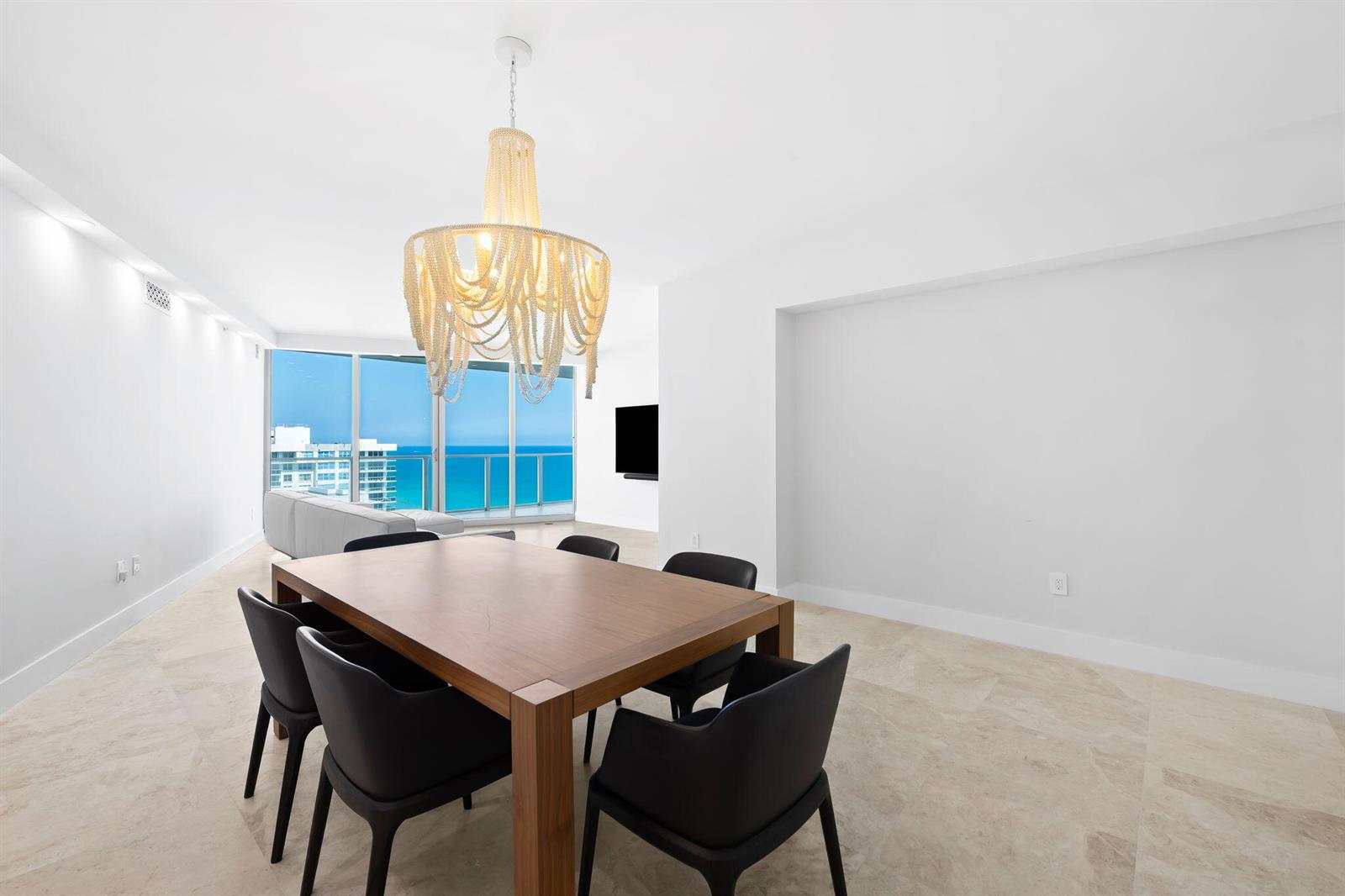 Photo of 3101 Ocean #1807, Hollywood, Florida, 33019 - Dining Area