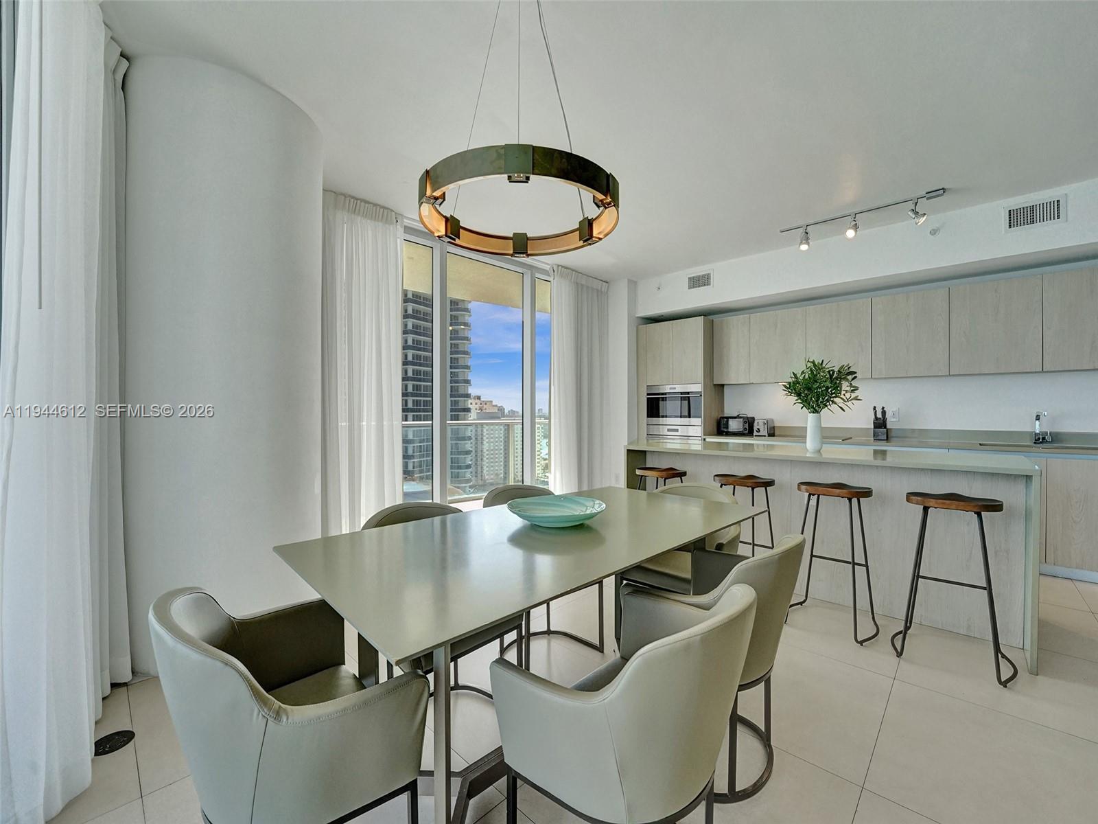 1201 3 / 3 1771 sq. ft. $ 2026-01-13 0 Photo