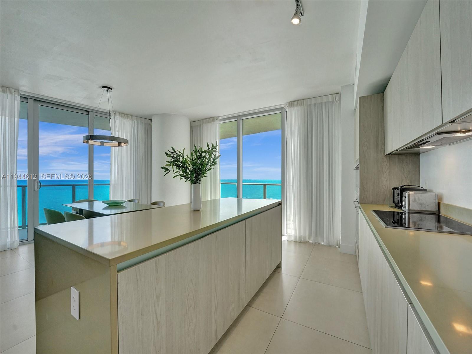 1201 3 / 3 1771 sq. ft. $ 2026-01-13 0 Photo