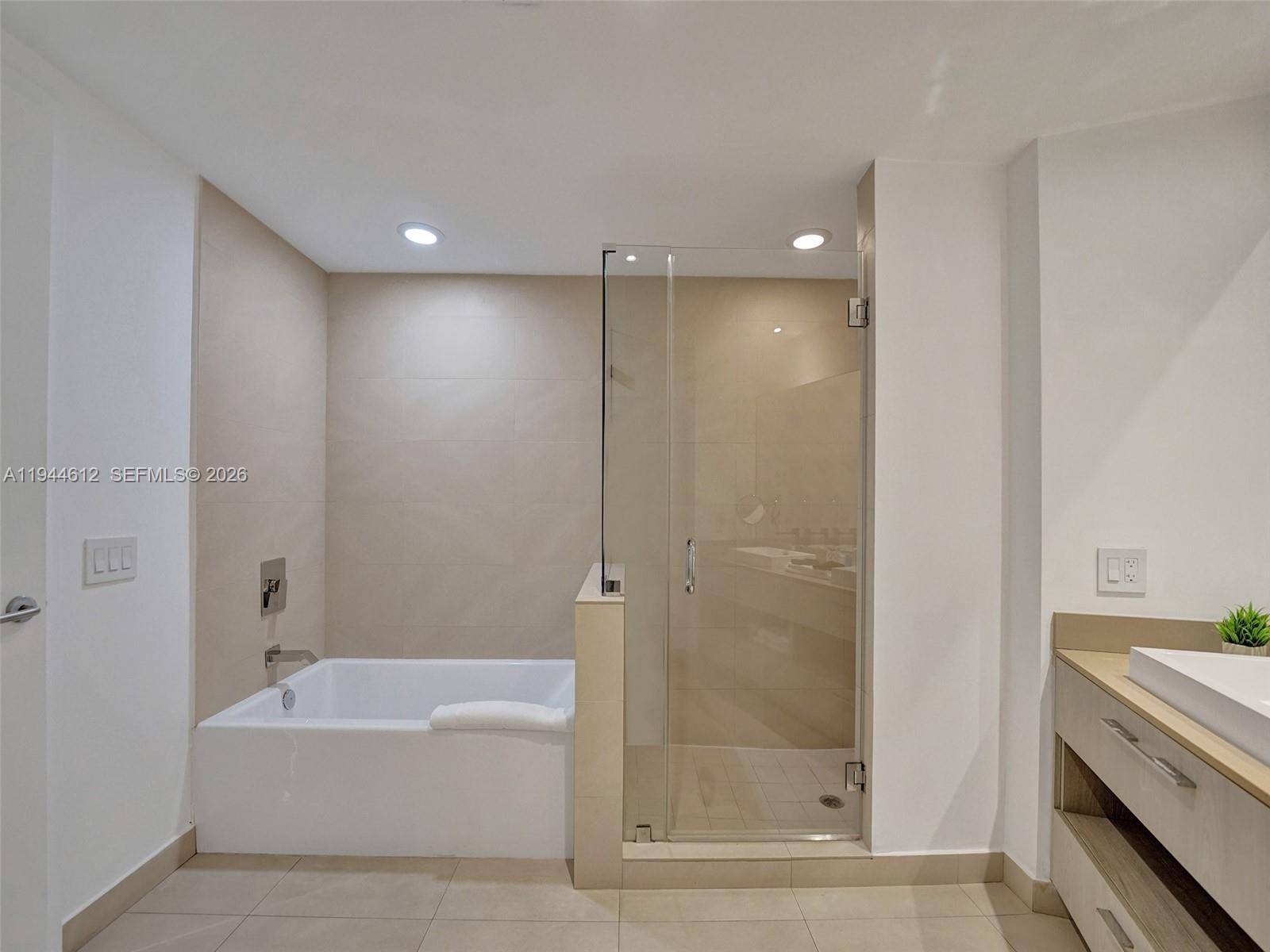 1201 3 / 3 1771 sq. ft. $ 2026-01-13 0 Photo