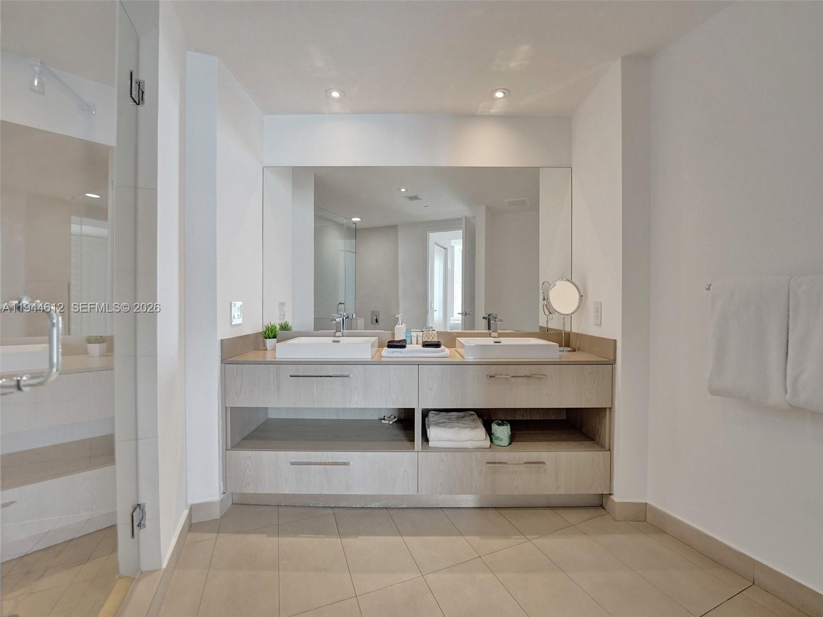 1201 3 / 3 1771 sq. ft. $ 2026-01-13 0 Photo