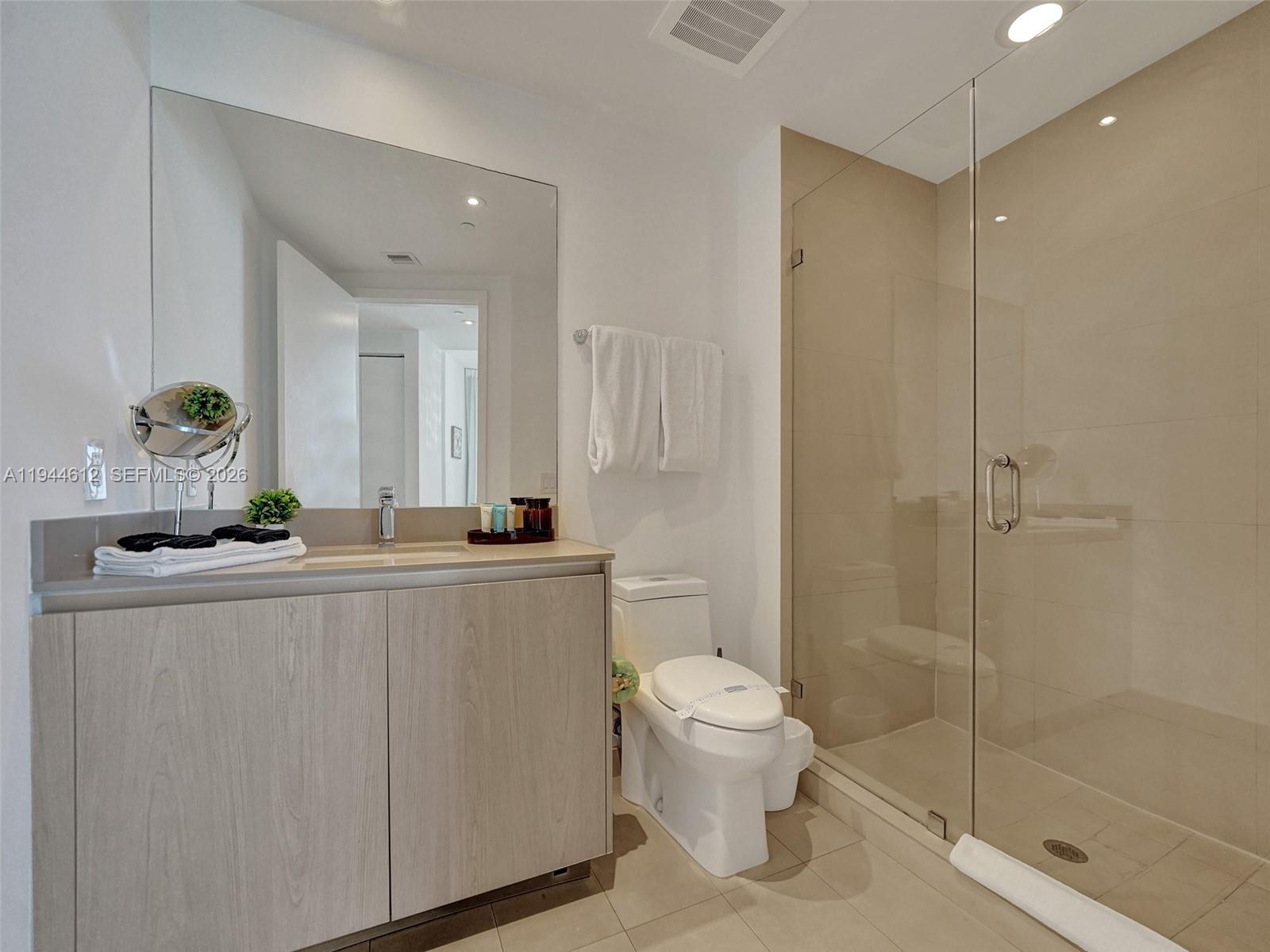 1201 3 / 3 1771 sq. ft. $ 2026-01-13 0 Photo