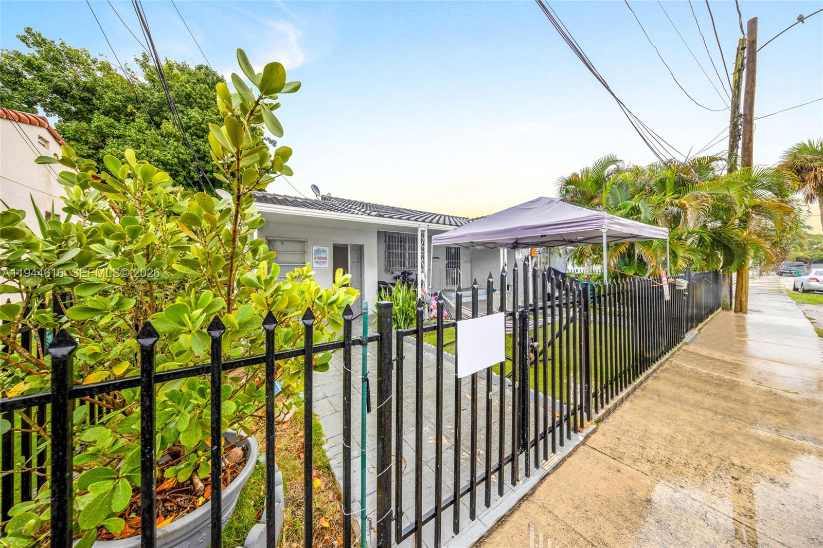   /  1708 кв.футов $ 2026-01-13 0 Фото