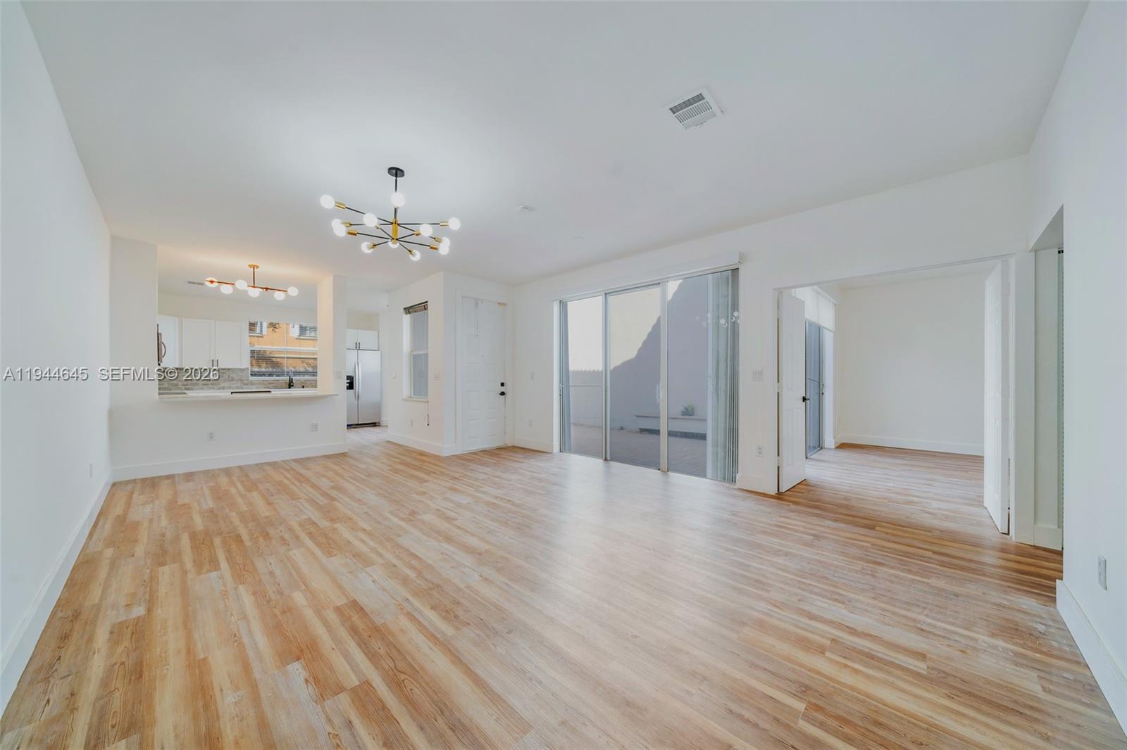 Photo of 1551 Seagrape Way  (1551), Hollywood, Florida, 33019 - 