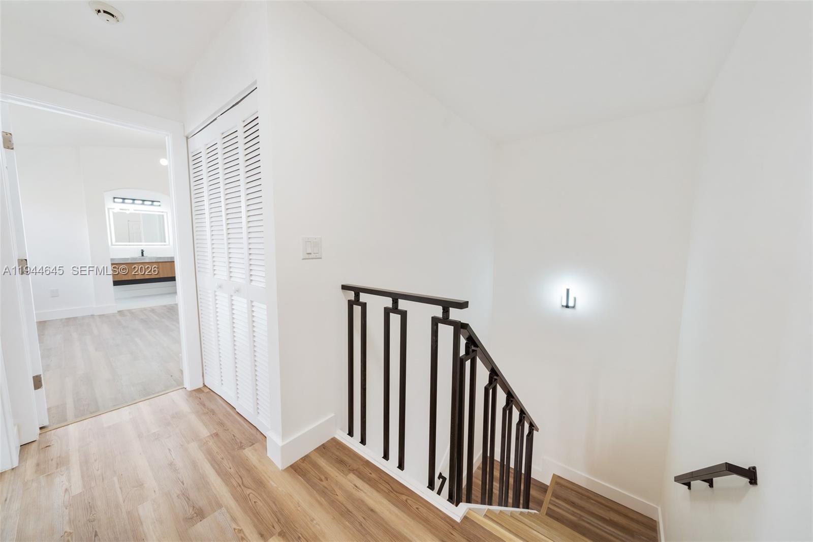 Photo of 1551 Seagrape Way  (1551), Hollywood, Florida, 33019 - 