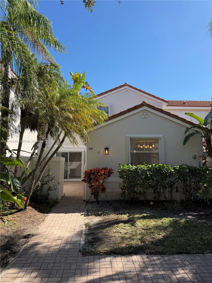 Photo of 1551 Seagrape Way  (1551), Hollywood, Florida, 33019 - 