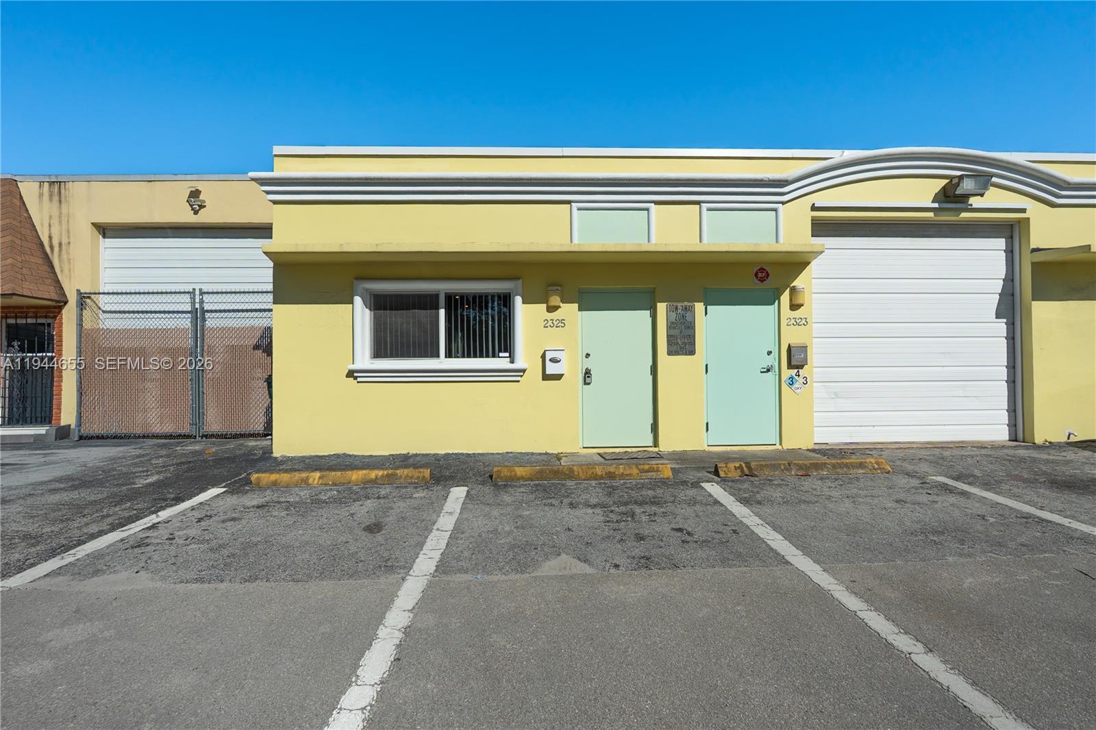 2325  /   sq. ft. $ 2026-01-13 0 Photo