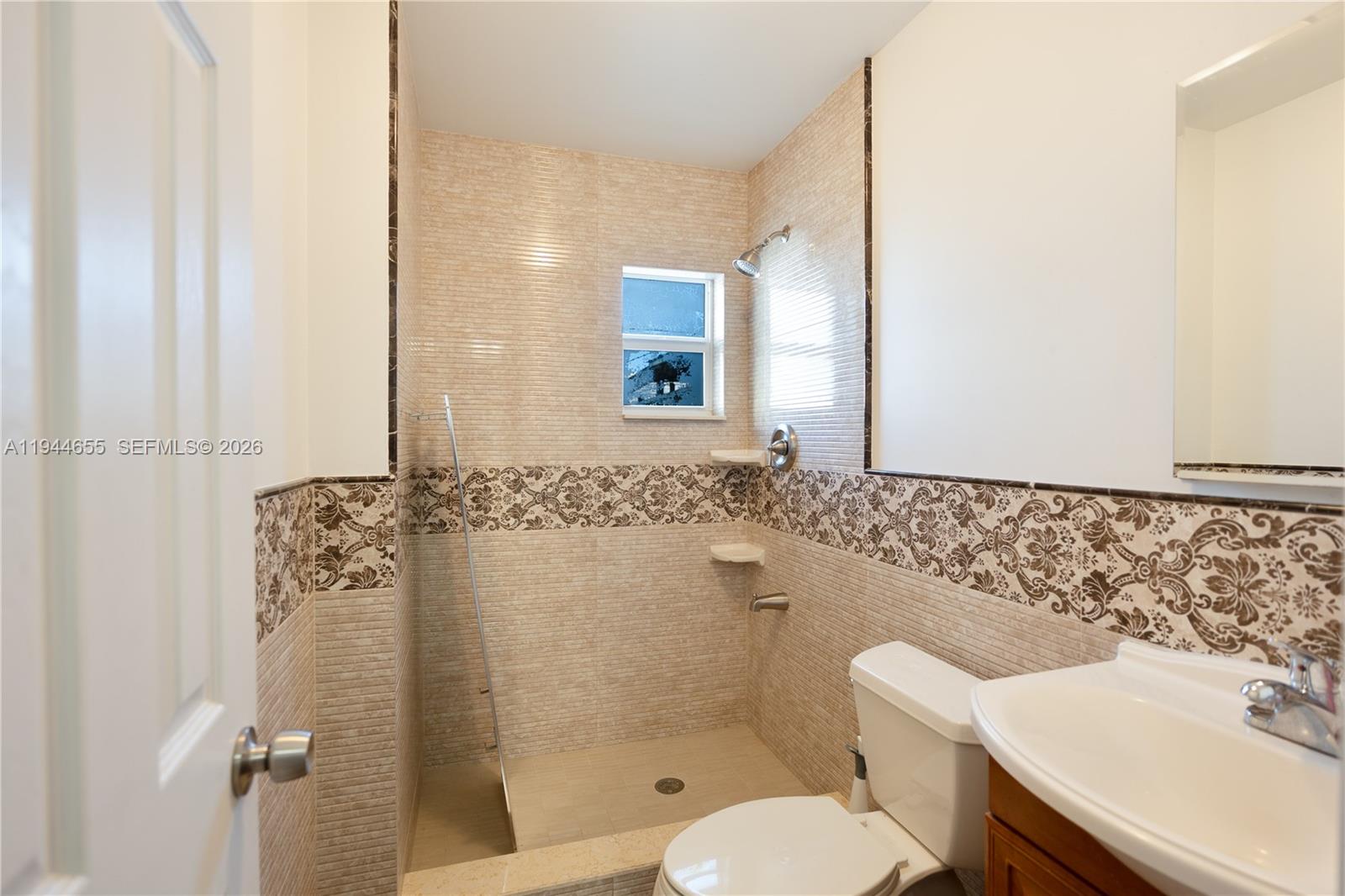 2325  /   sq. ft. $ 2026-01-13 0 Photo