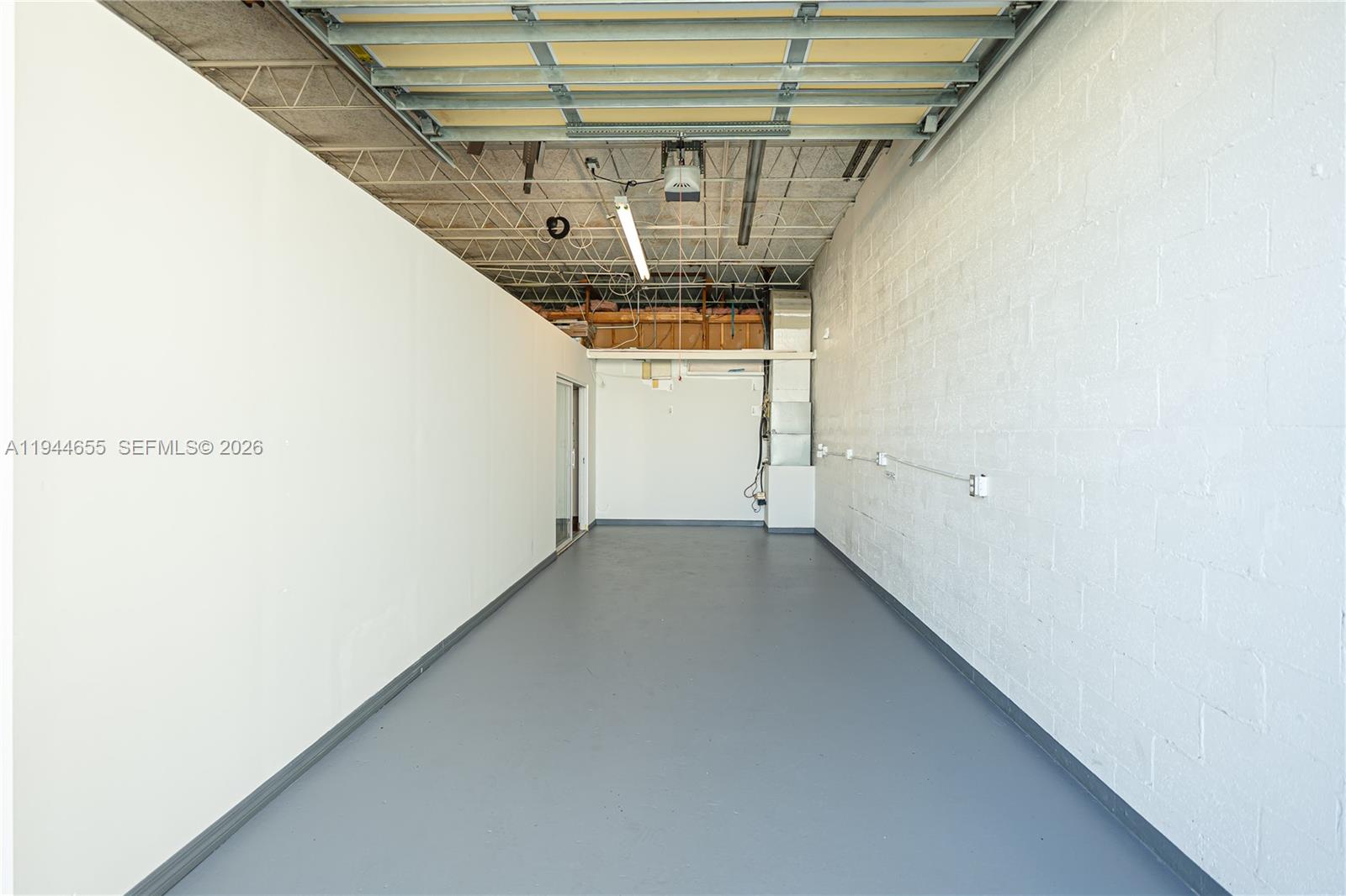 2325  /   sq. ft. $ 2026-01-13 0 Photo