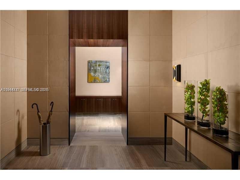 12 4 / 6 4992 sq. ft. $ 2026-01-13 0 Photo