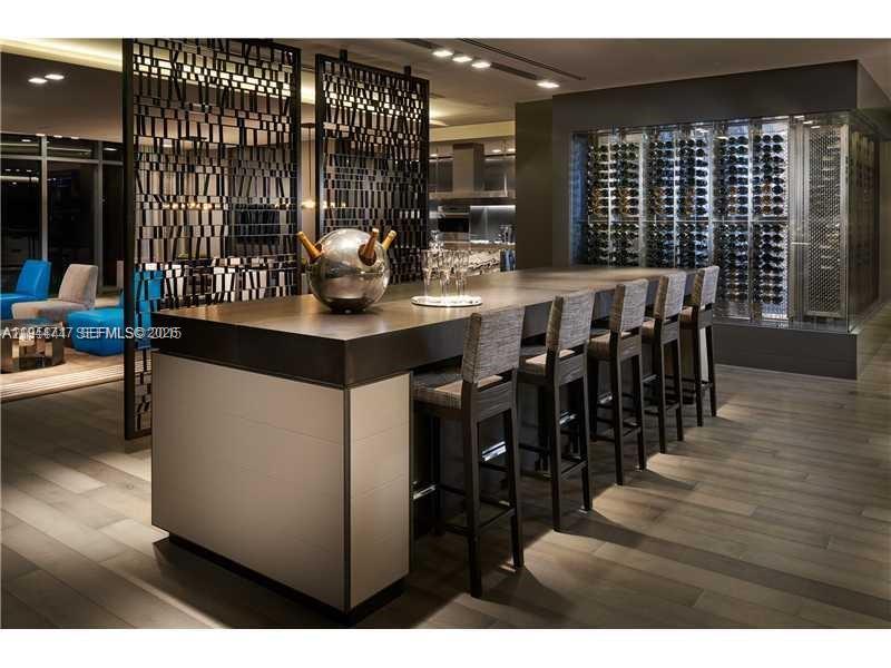 12 4 / 6 4992 sq. ft. $ 2026-01-13 0 Photo