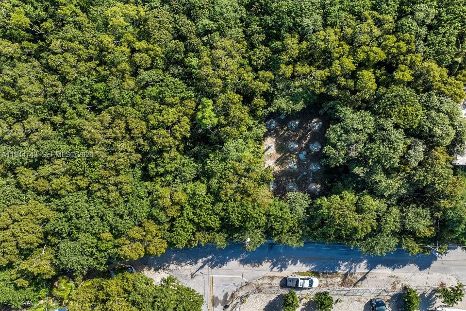   /   sq. ft. $ 2026-01-13 0 foto