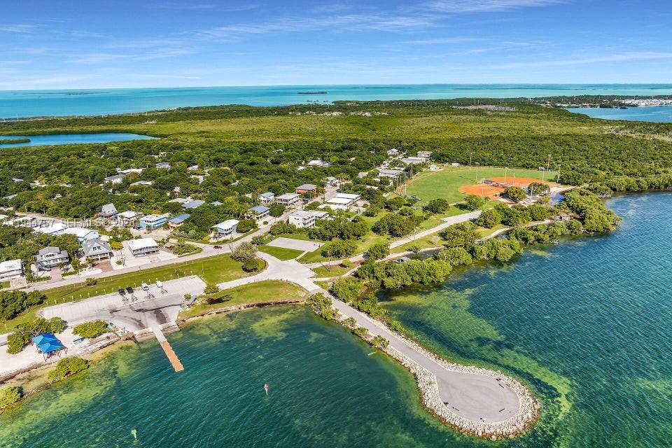   /   кв.футов $ 2026-01-13 0 Фото