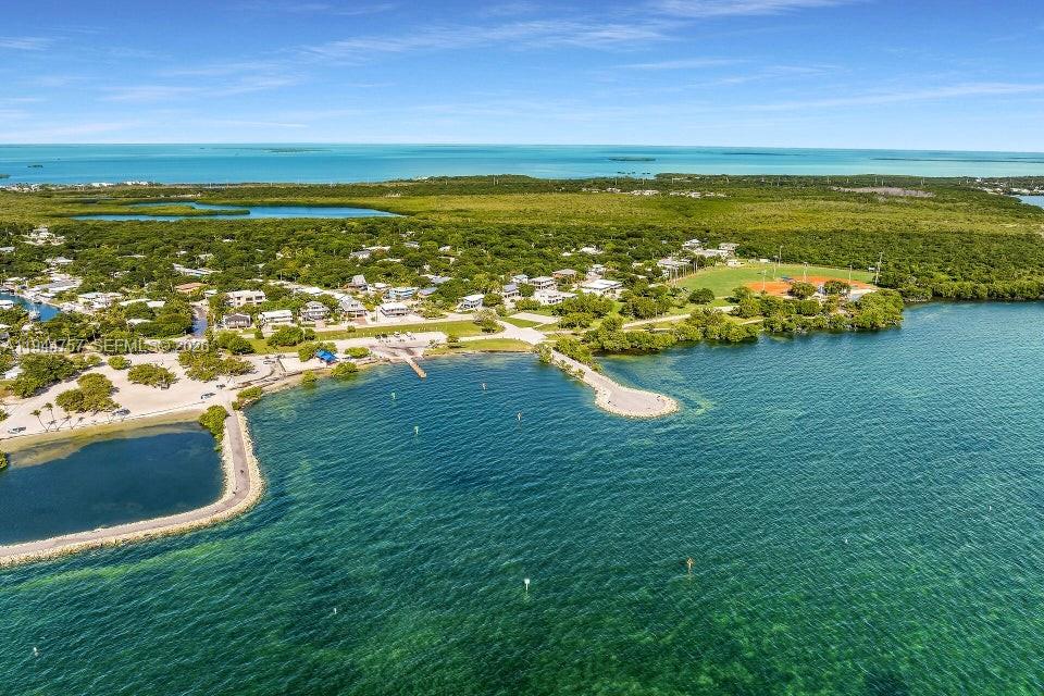   /   кв.футов $ 2026-01-13 0 Фото