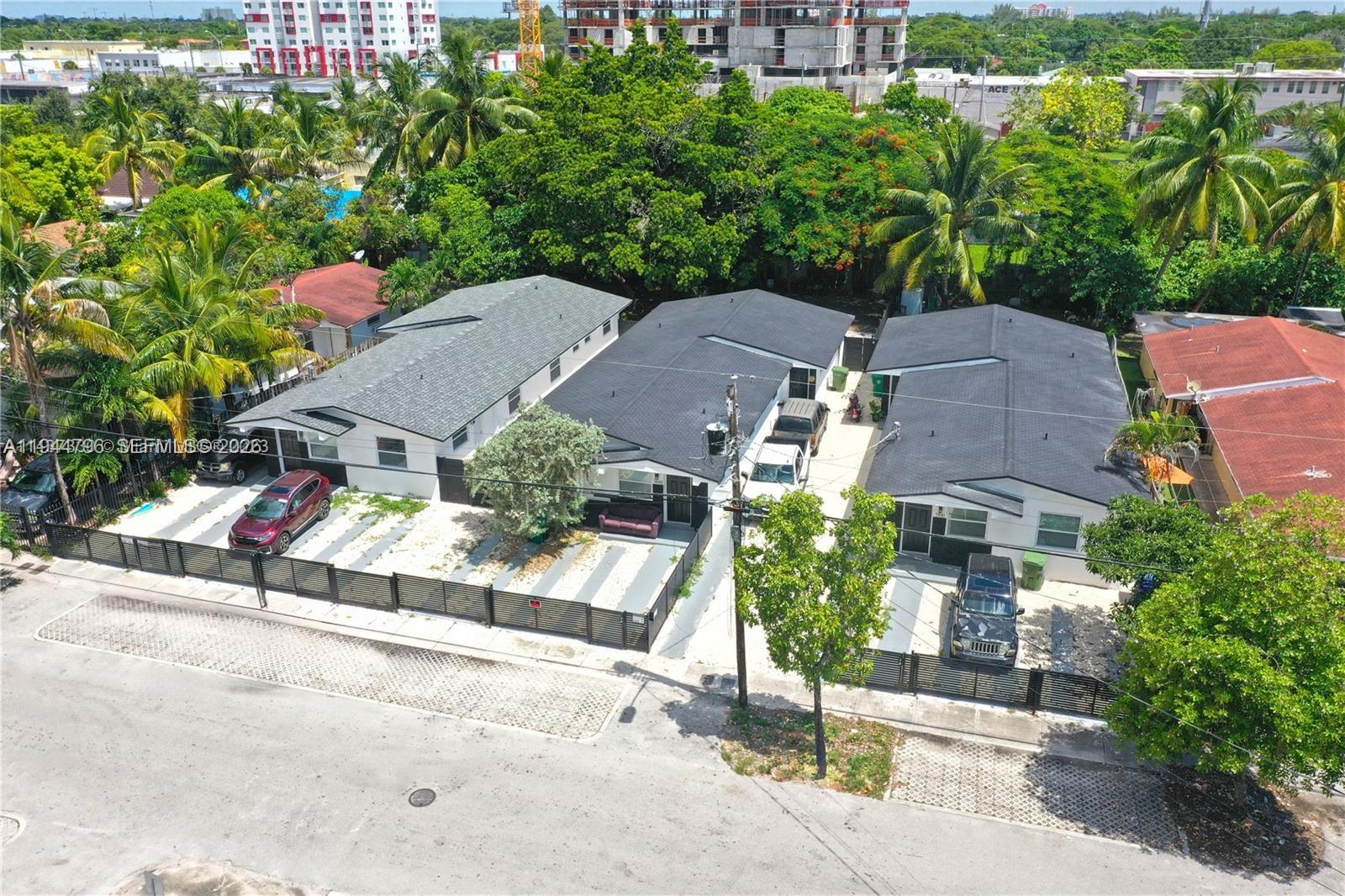   /   кв.футов $ 2026-01-13 0 Фото