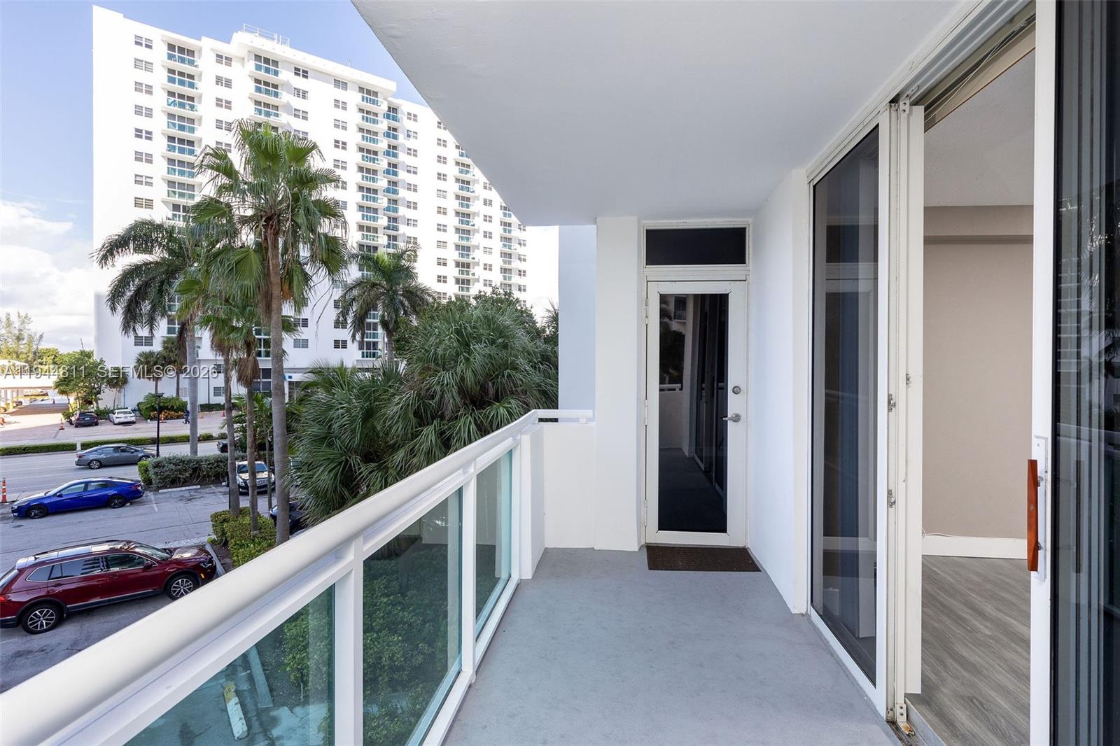 Photo of 3001 Ocean Dr  #227, Hollywood, Florida, 33019 - 