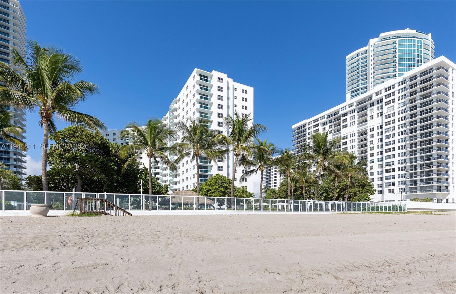 Photo of 3001 Ocean Dr  #227, Hollywood, Florida, 33019 - 