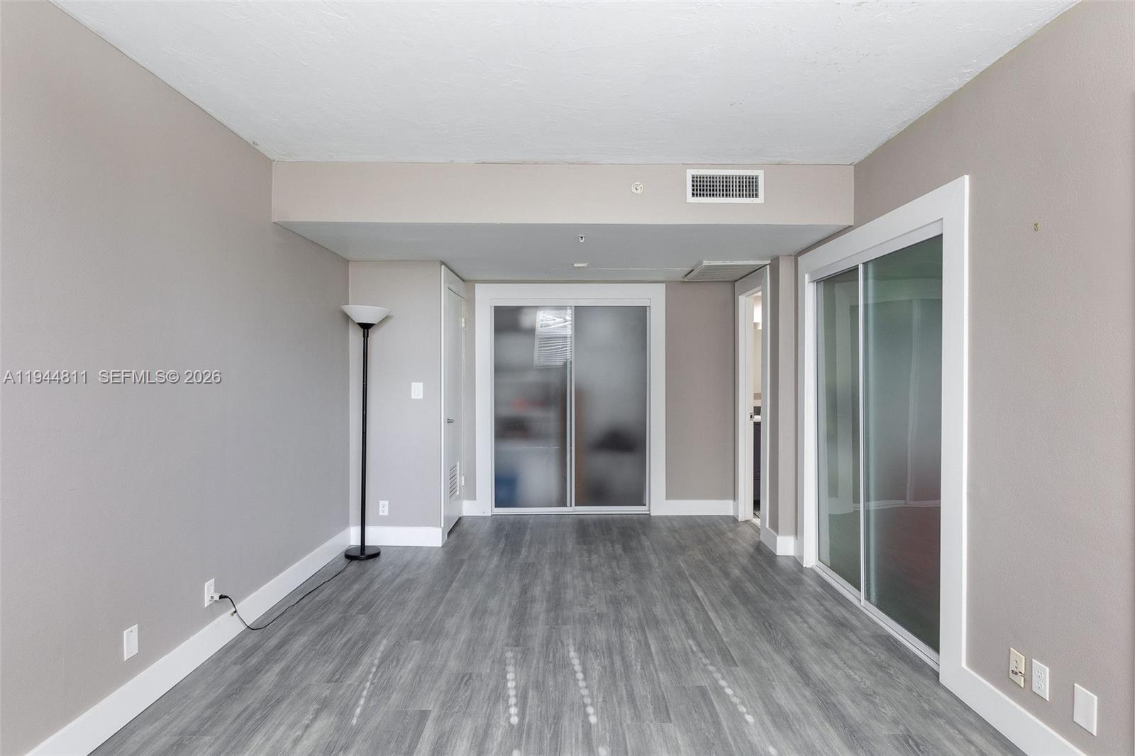 Photo of 3001 Ocean Dr  #227, Hollywood, Florida, 33019 - 