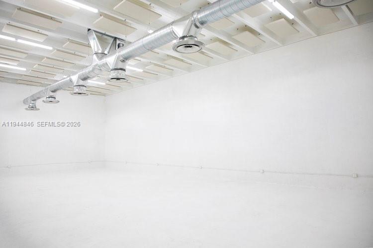 Suite B  /   кв.футов $ 2026-01-13 0 Фото