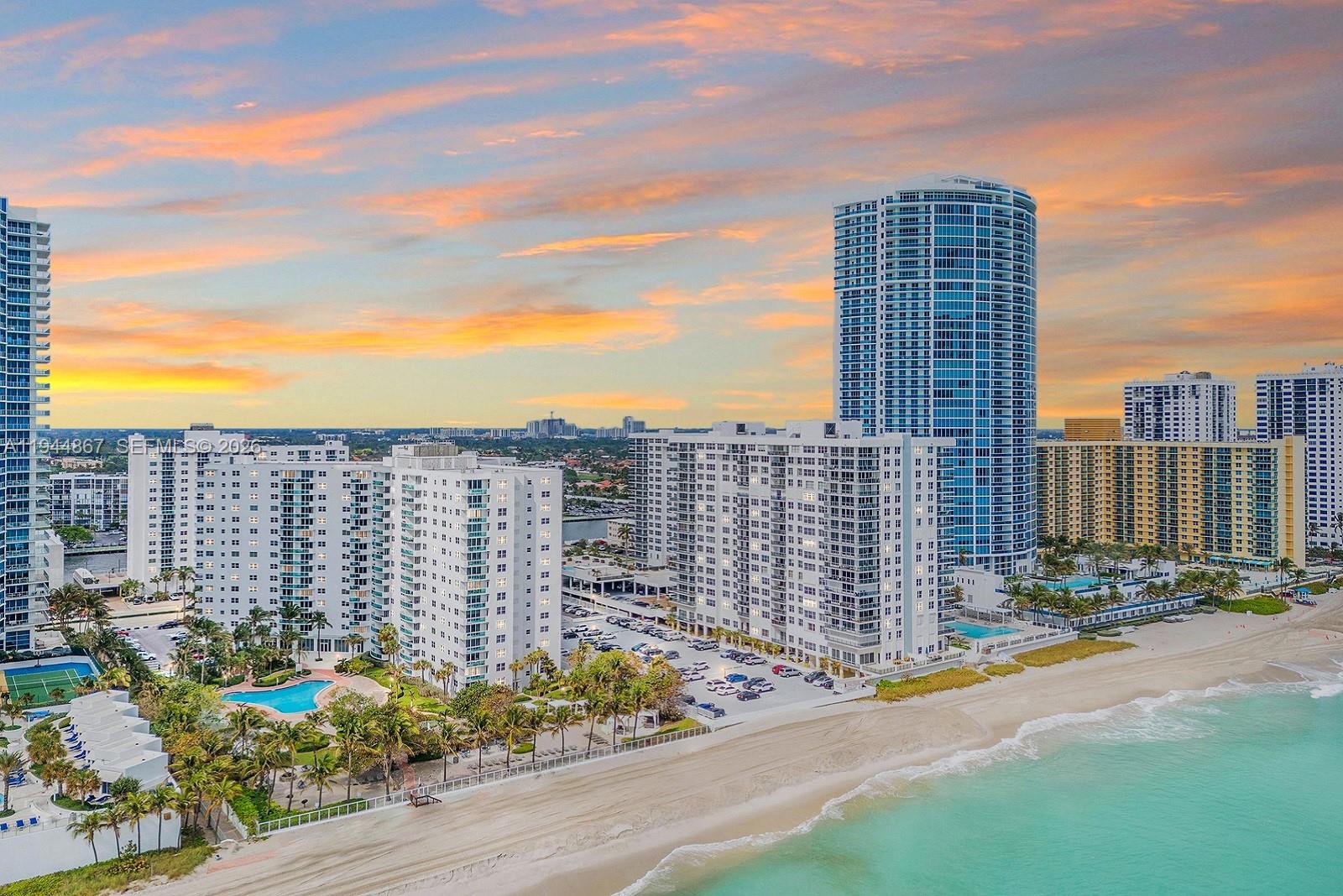 Photo of 3001 Ocean Dr #1211, Hollywood, Florida, 33019 -