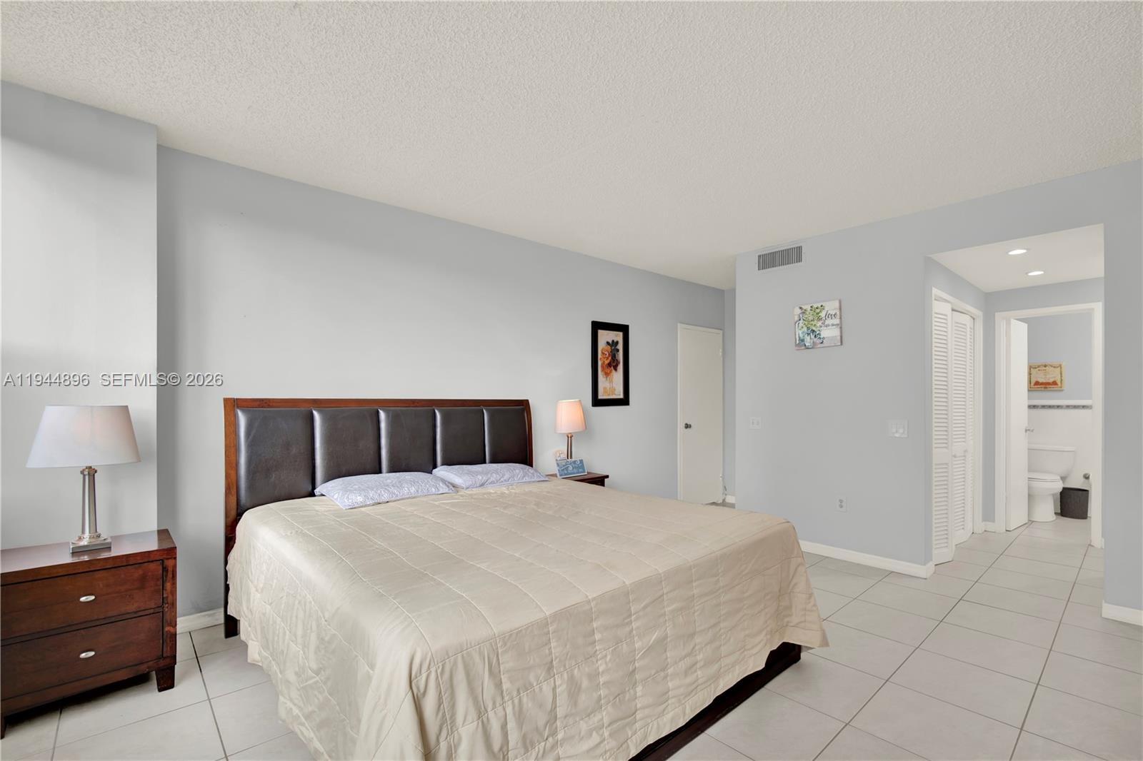 Photo of 3505 Ocean Dr #318, Hollywood, Florida, 33019 -