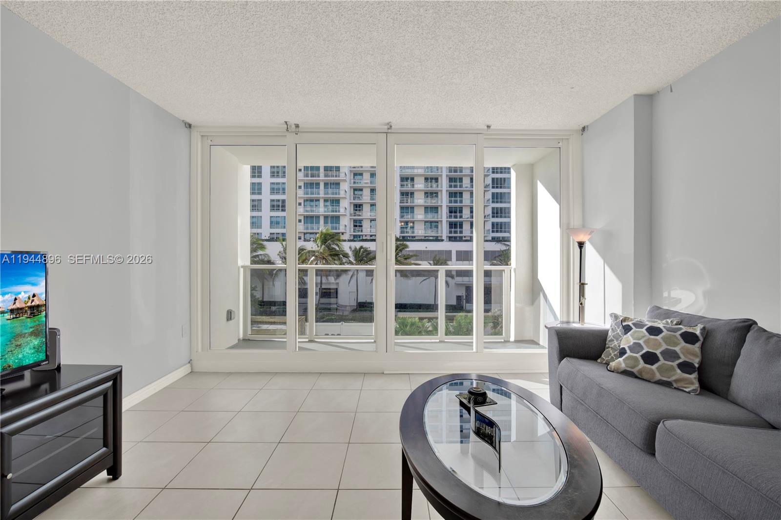 Photo of 3505 Ocean Dr #318, Hollywood, Florida, 33019 -