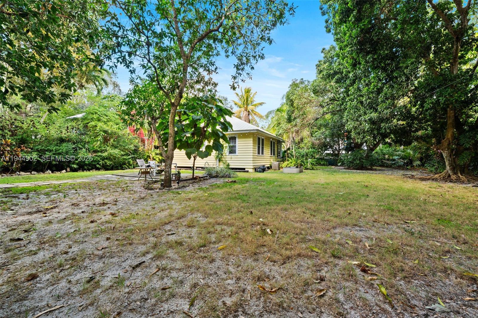   /   кв.футов $ 2026-01-13 0 Фото