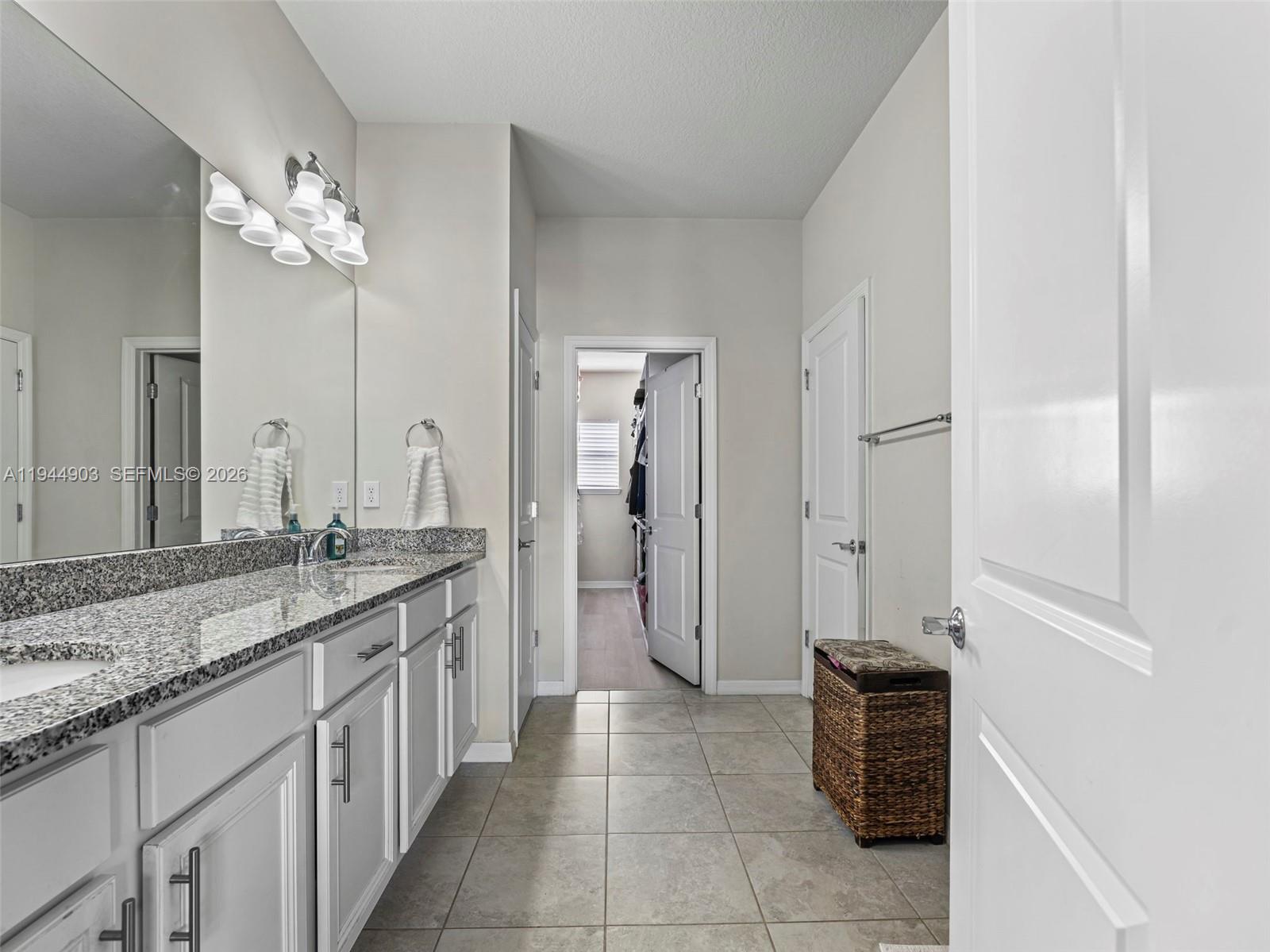 3953 3 / 3 1768 кв.футов $ 2026-01-13 0 Фото