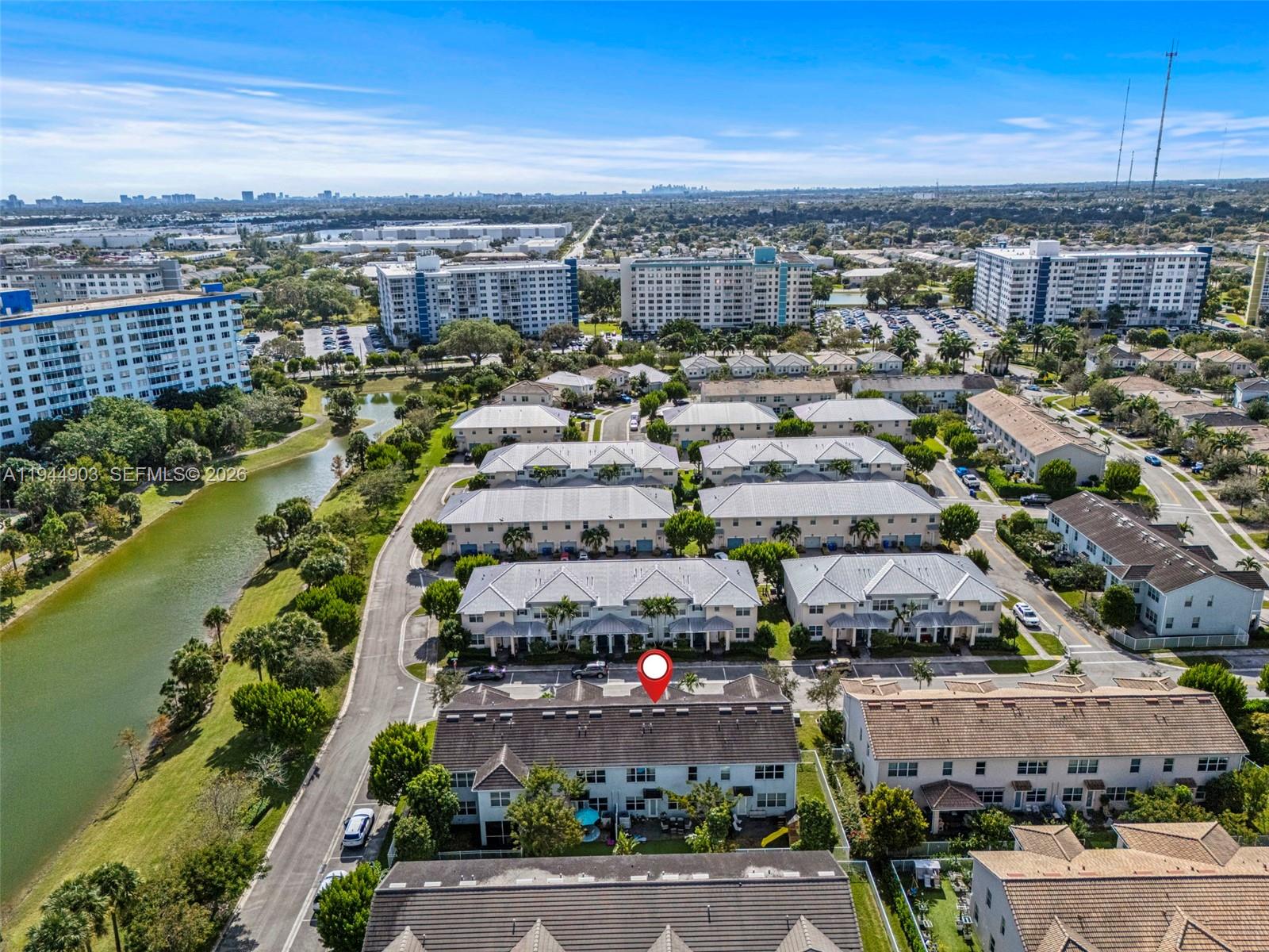 3953 3 / 3 1768 кв.футов $ 2026-01-13 0 Фото