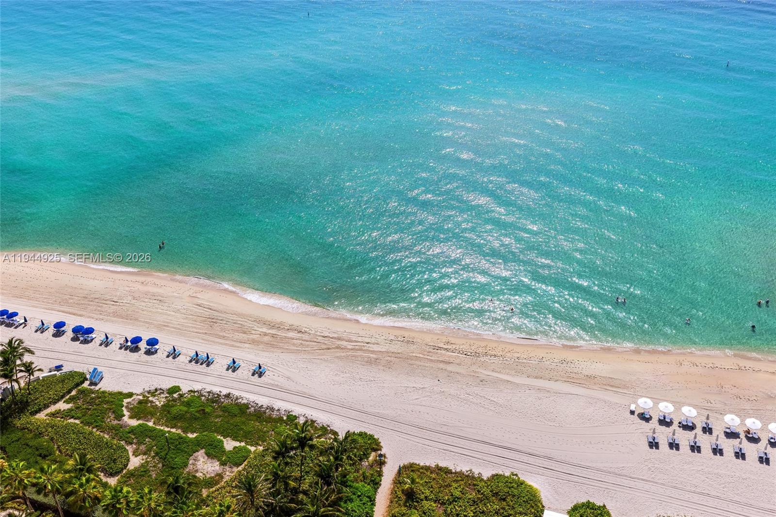 2704 3 / 4 2327 sq. ft. $ 2026-01-13 0 foto