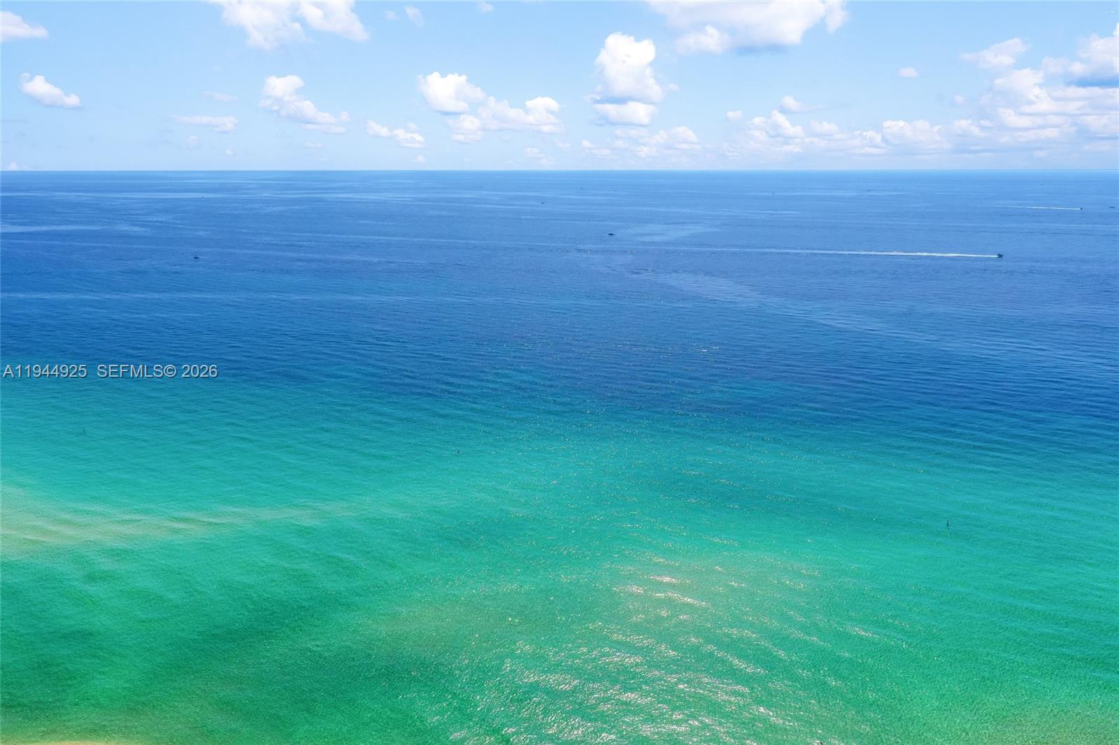 2704 3 / 4 2327 sq. ft. $ 2026-01-13 0 foto