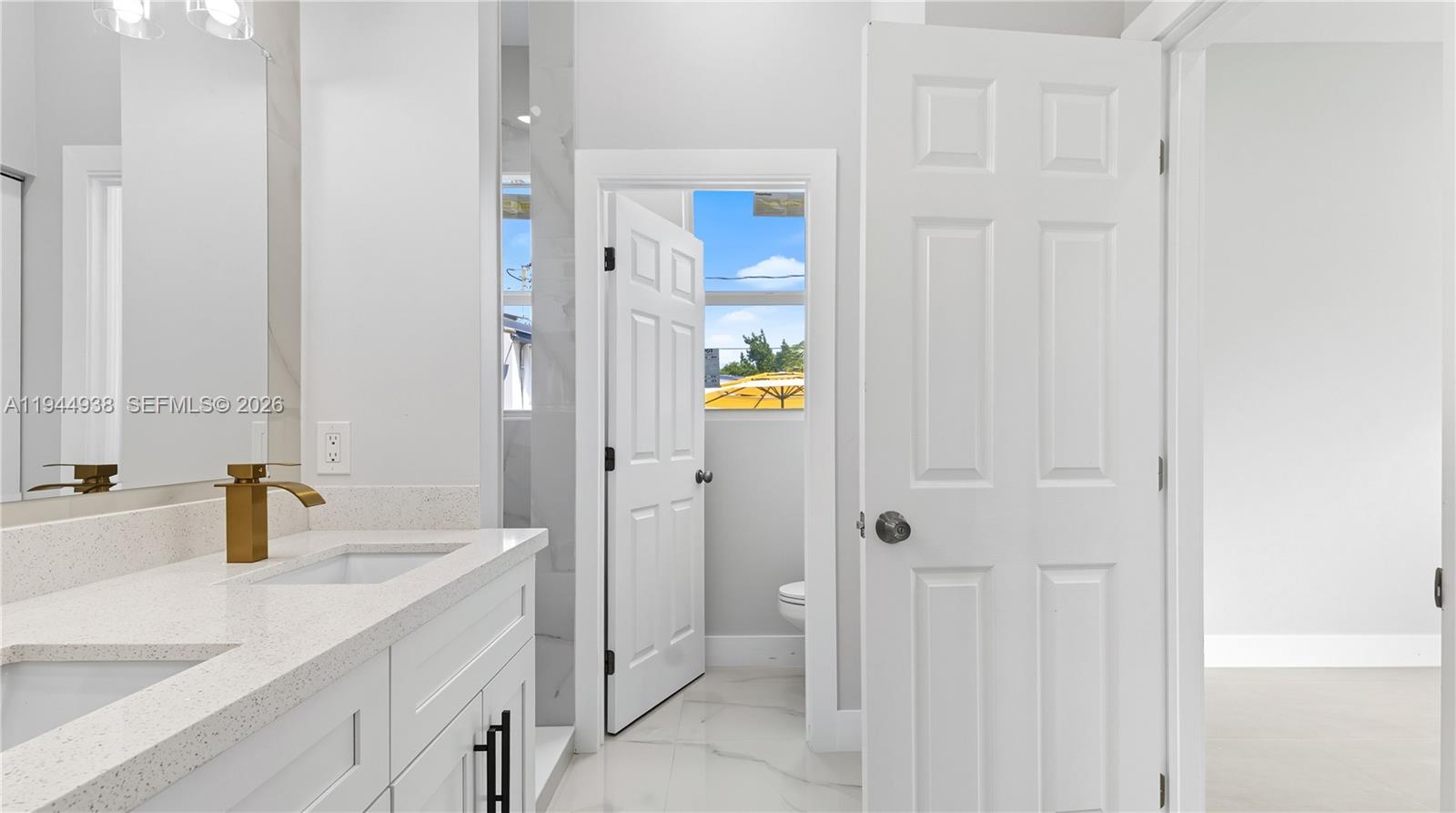 Подробнее / 3166 кв.футов $ 2026-01-13 0 Фото