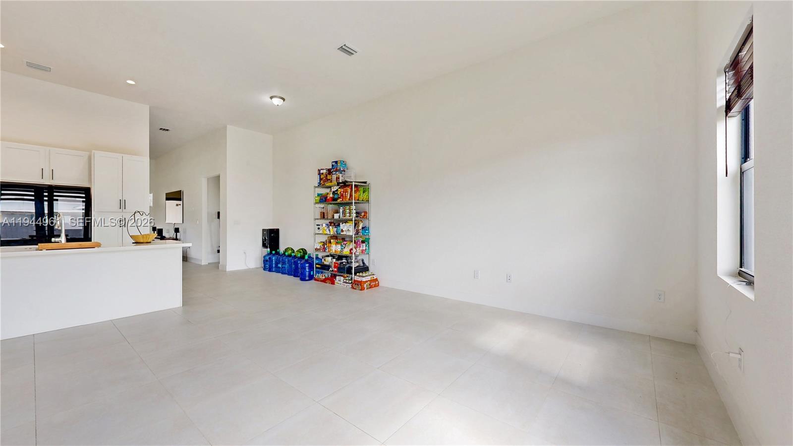 31171 4 / 4 2689 sq. ft. $ 2026-01-13 0 Photo