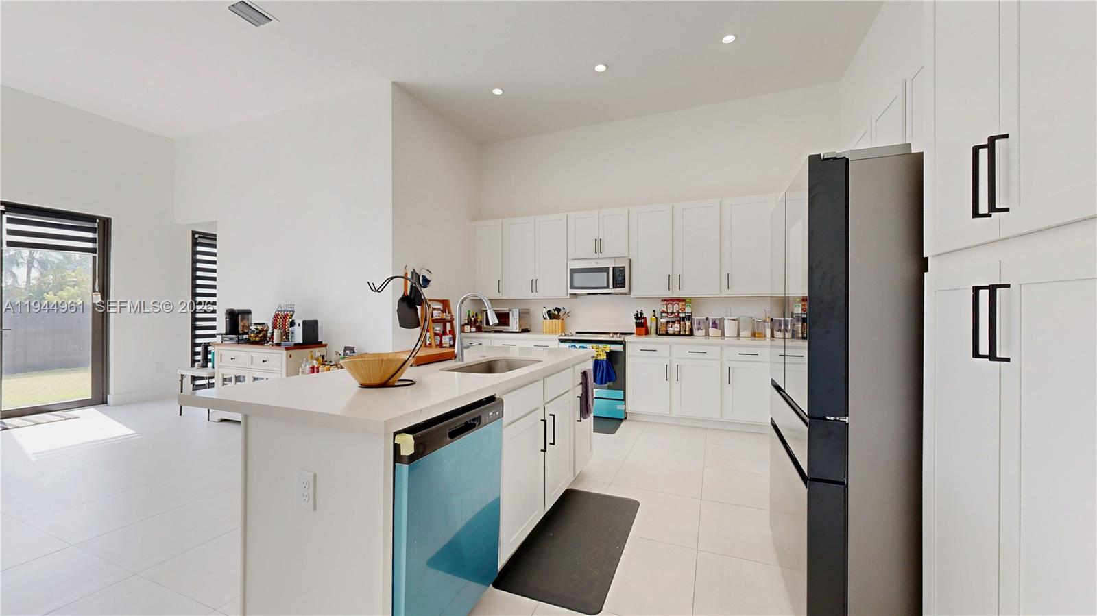 31171 4 / 4 2689 sq. ft. $ 2026-01-13 0 Photo