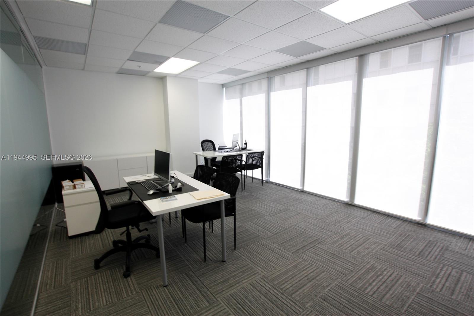 500  /   кв.футов $ 2026-01-13 0 Фото