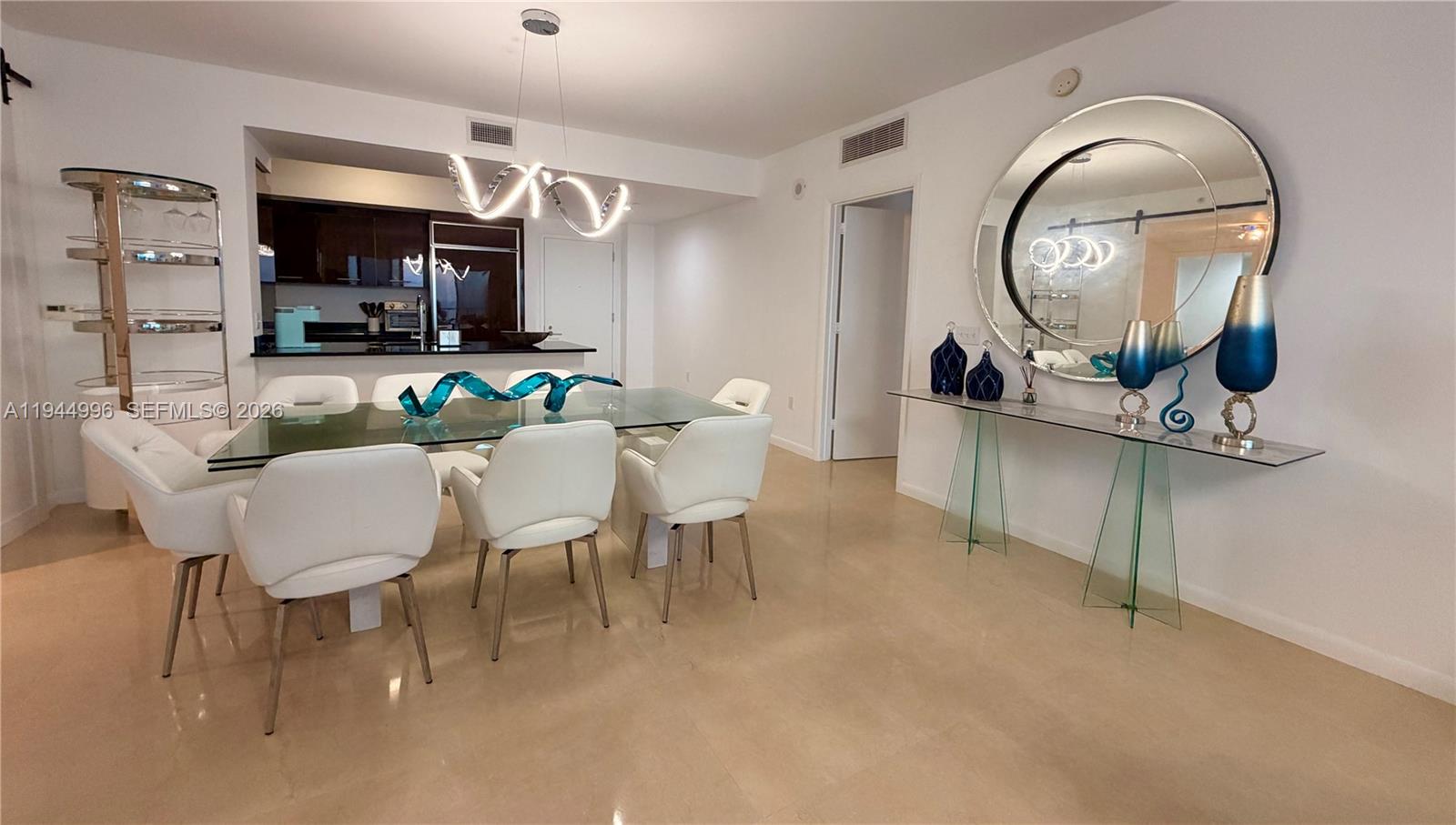 Photo of 3951 Ocean Dr  #602, Hollywood, Florida, 33019 - 