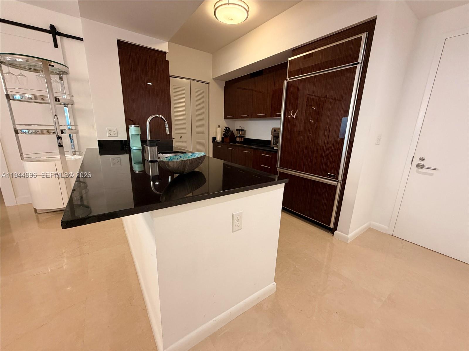 Photo of 3951 Ocean Dr  #602, Hollywood, Florida, 33019 - 