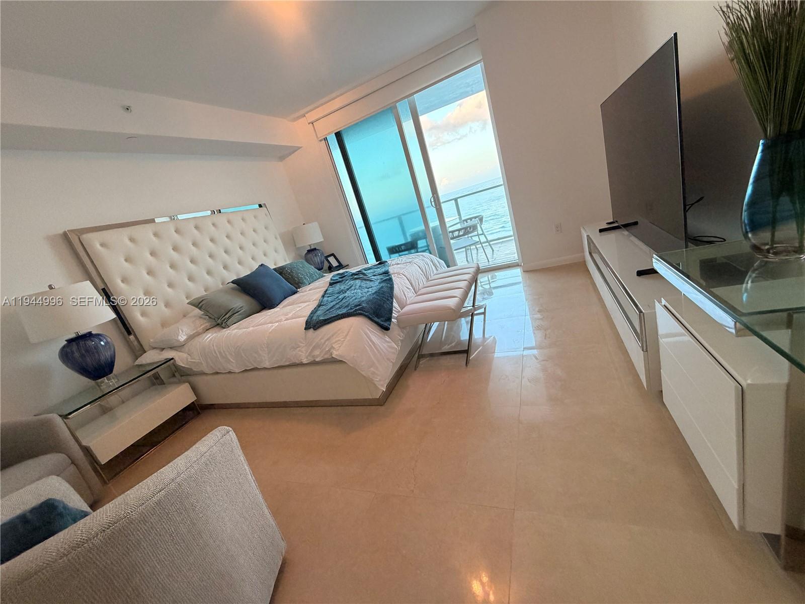 Photo of 3951 Ocean Dr  #602, Hollywood, Florida, 33019 - 