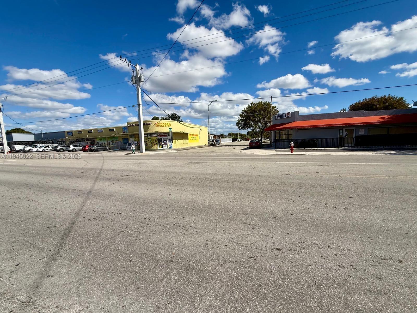   /   кв.футов $ 2026-01-13 0 Фото