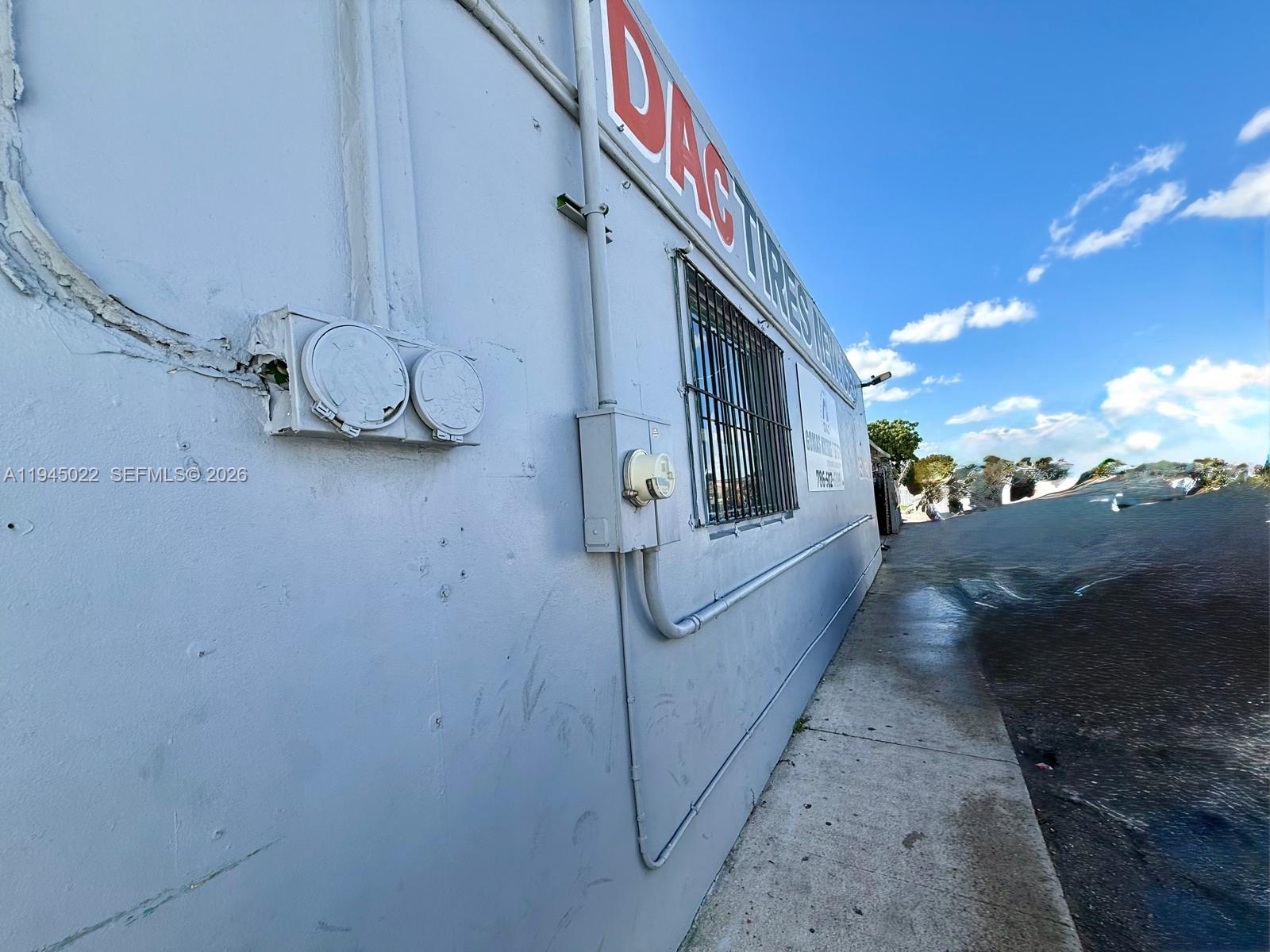   /   кв.футов $ 2026-01-13 0 Фото